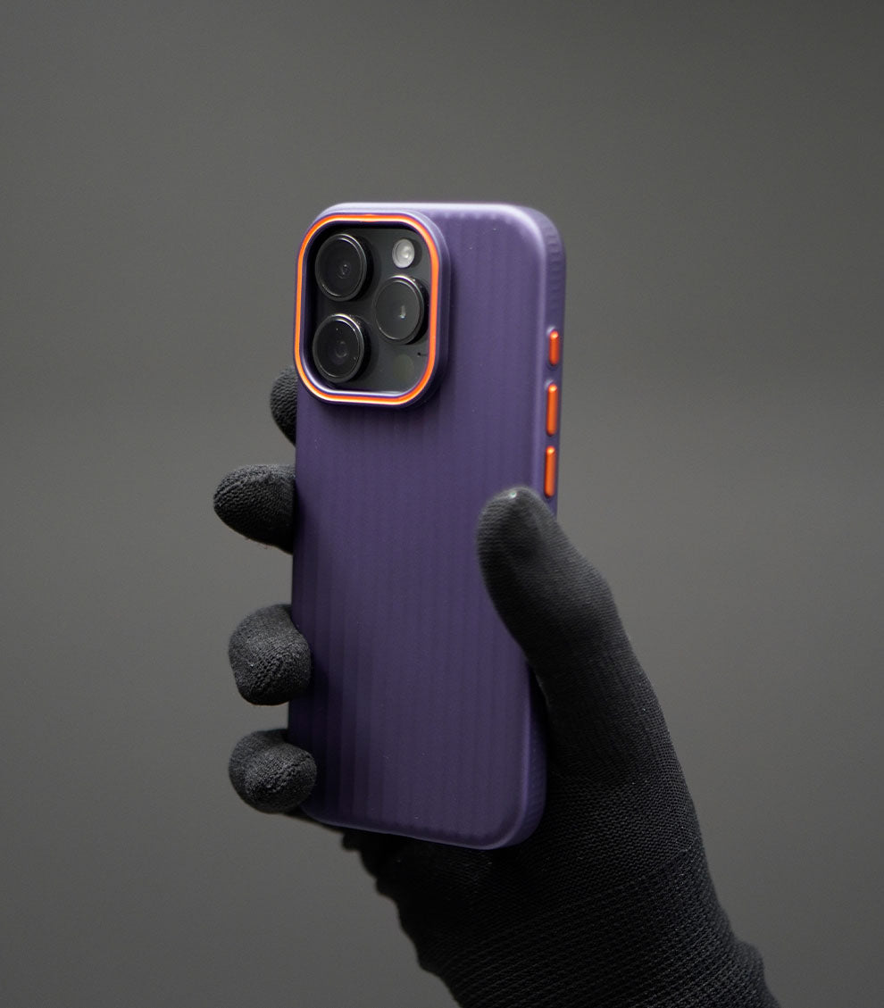 Modern violet phone cover featuring ribbed pattern and contrast edges