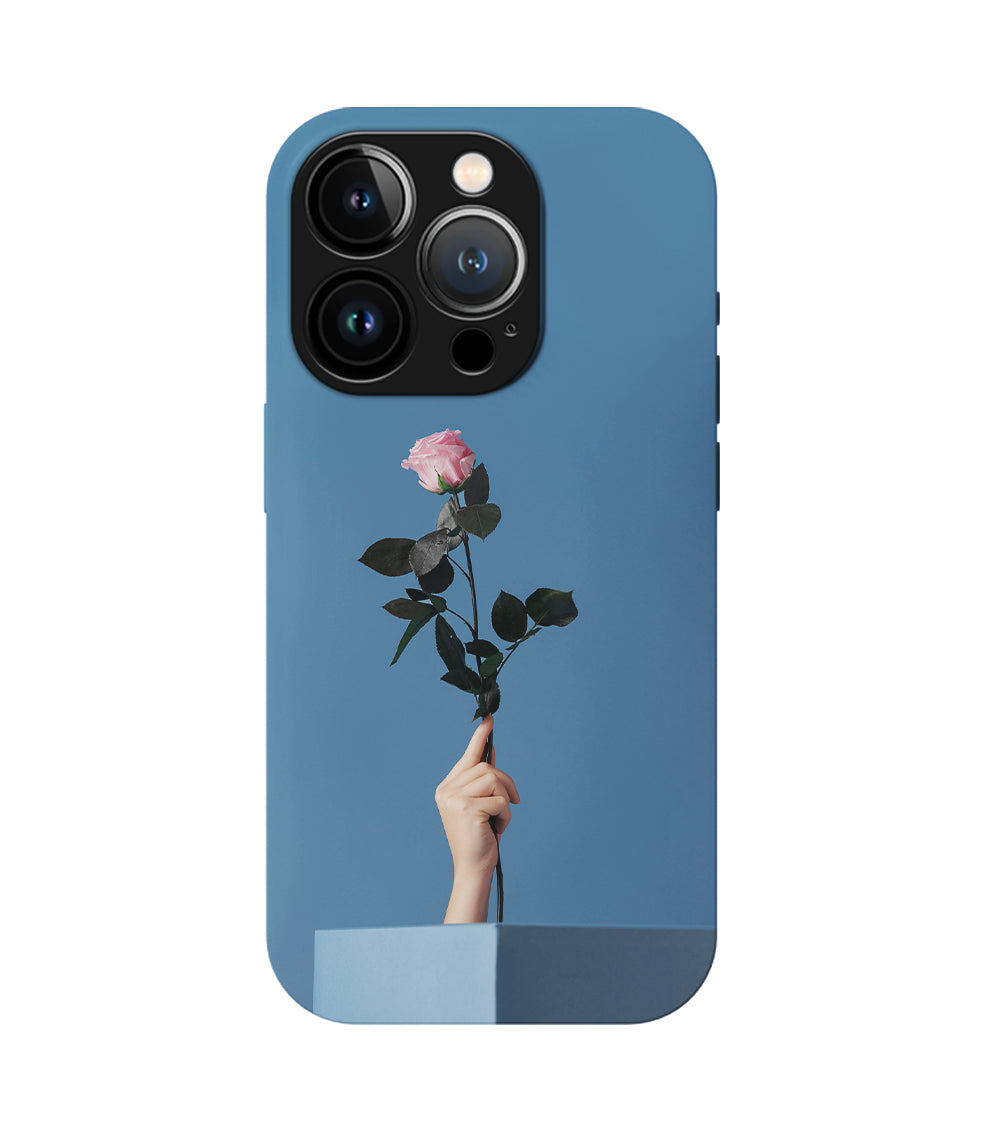 Aesthetic Glass Case Design 05