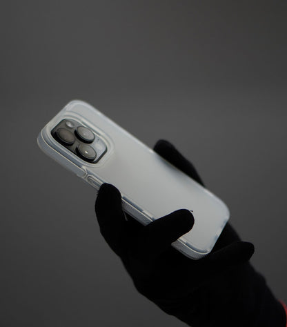 Minimalist shockproof clear phone cover design