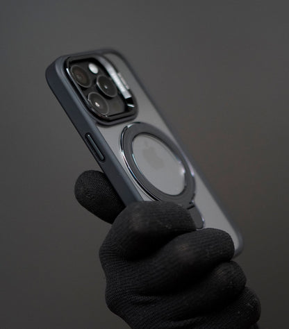 Minimalist transparent phone case with magnetic grip ring