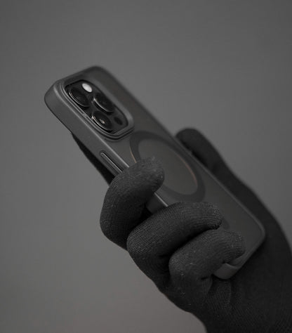 Universal black frosted phone case supporting magnetic accessories